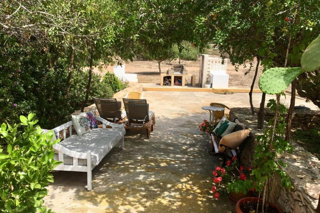 Casa Rural Es Cap De Barbaria San Francisco Javier Exteriör bild
